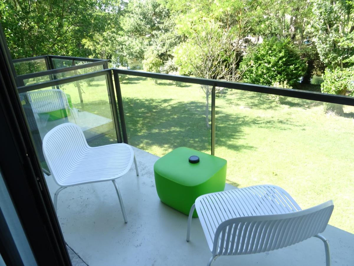 Sowell Hotels Domaine De La Petite Isle L'Isle-sur-la-Sorgue Ngoại thất bức ảnh