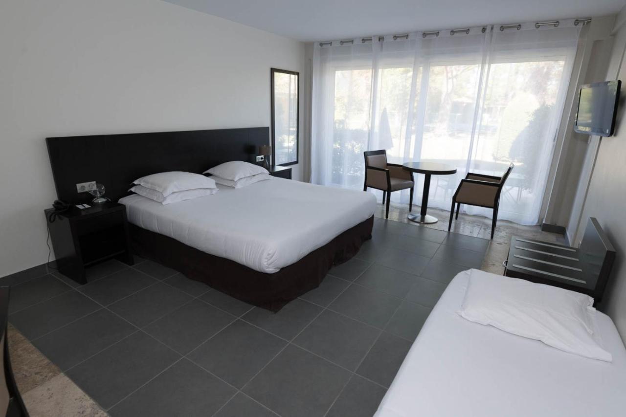 Sowell Hotels Domaine De La Petite Isle L'Isle-sur-la-Sorgue Ngoại thất bức ảnh