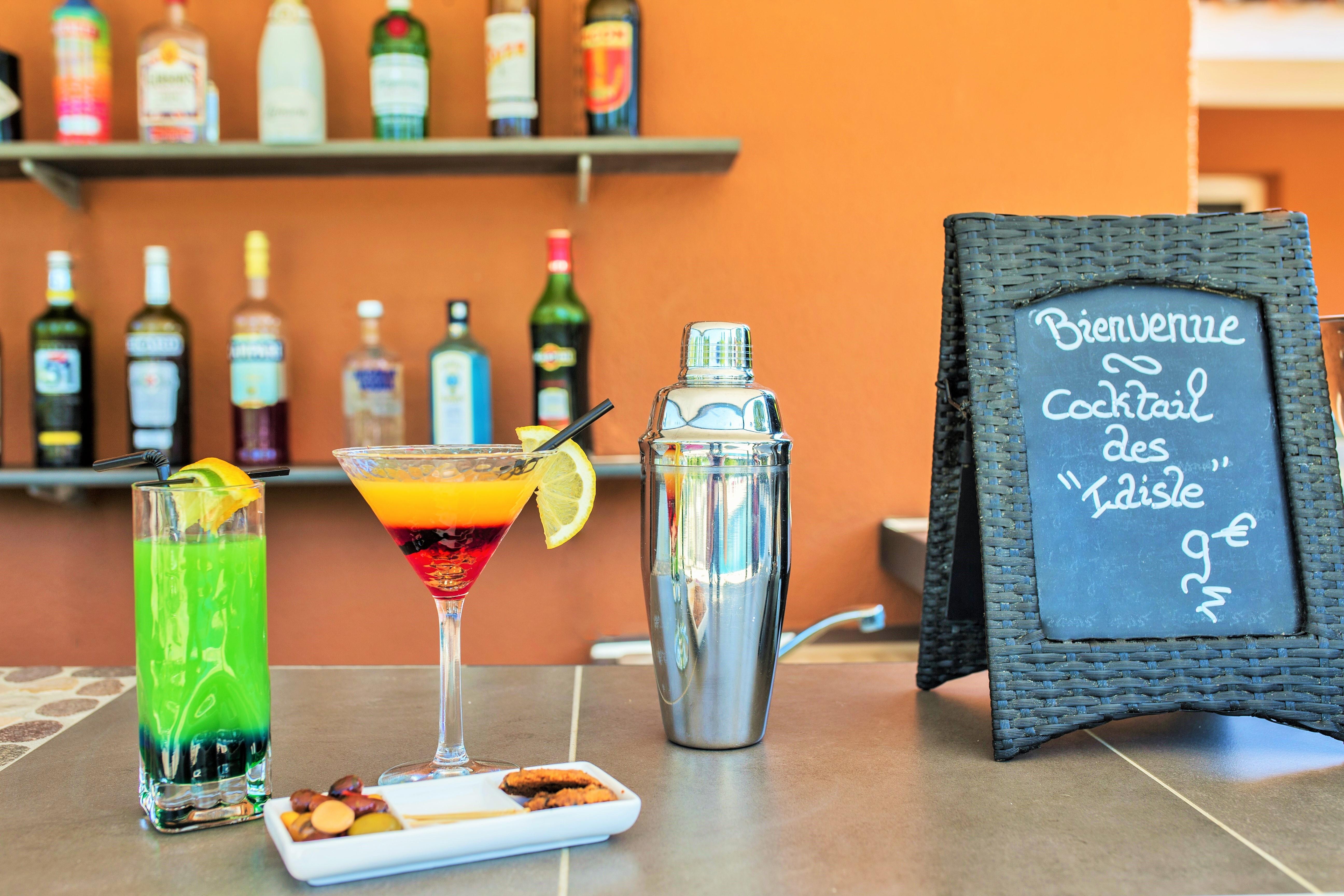 Sowell Hotels Domaine De La Petite Isle L'Isle-sur-la-Sorgue Ngoại thất bức ảnh