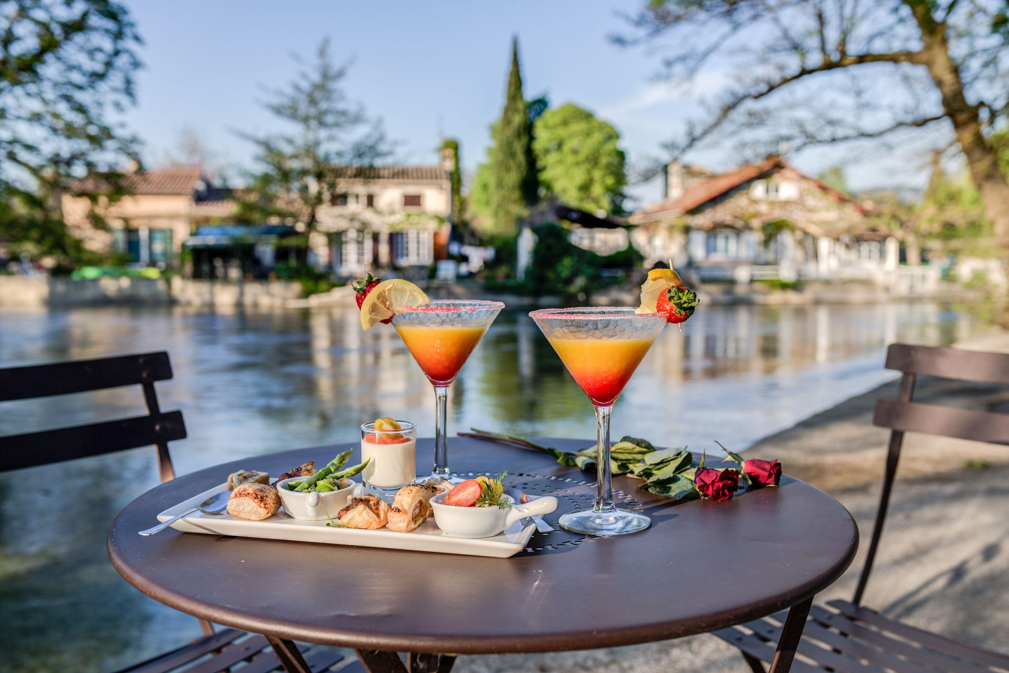 Sowell Hotels Domaine De La Petite Isle L'Isle-sur-la-Sorgue Ngoại thất bức ảnh