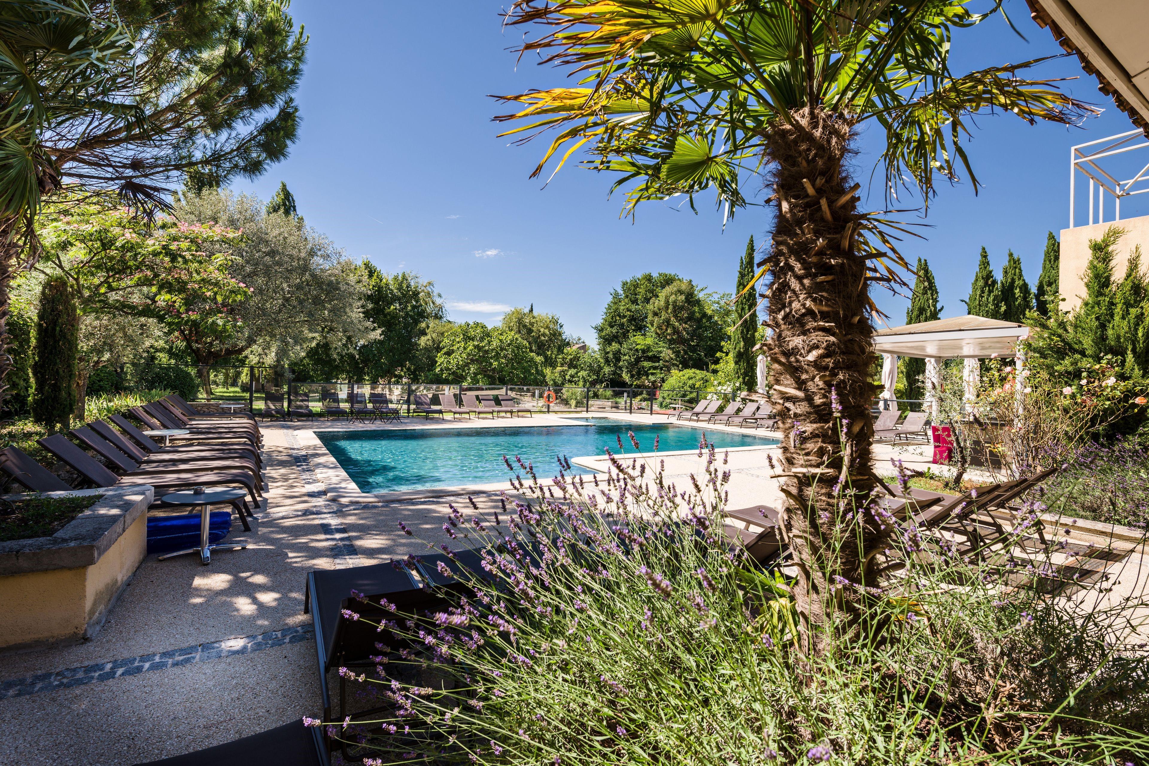 Sowell Hotels Domaine De La Petite Isle L'Isle-sur-la-Sorgue Ngoại thất bức ảnh